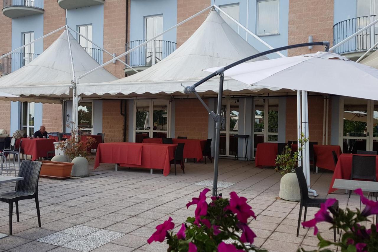 Bvh Hotel Bene Vagienna Екстер'єр фото