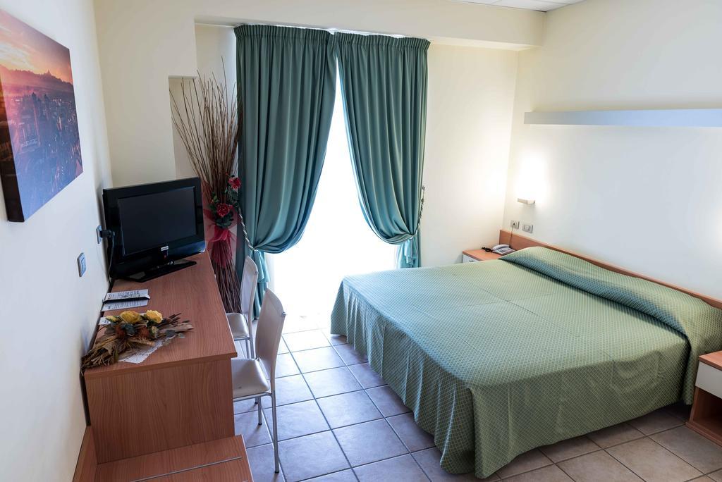 Bvh Hotel Bene Vagienna Екстер'єр фото