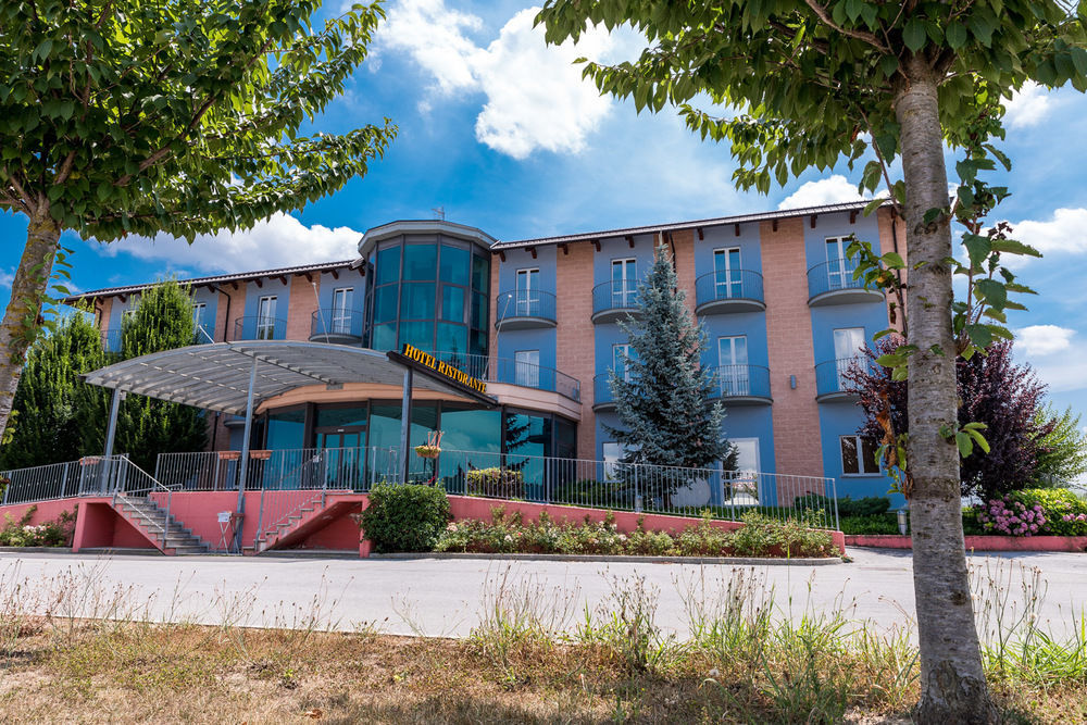 Bvh Hotel Bene Vagienna Екстер'єр фото